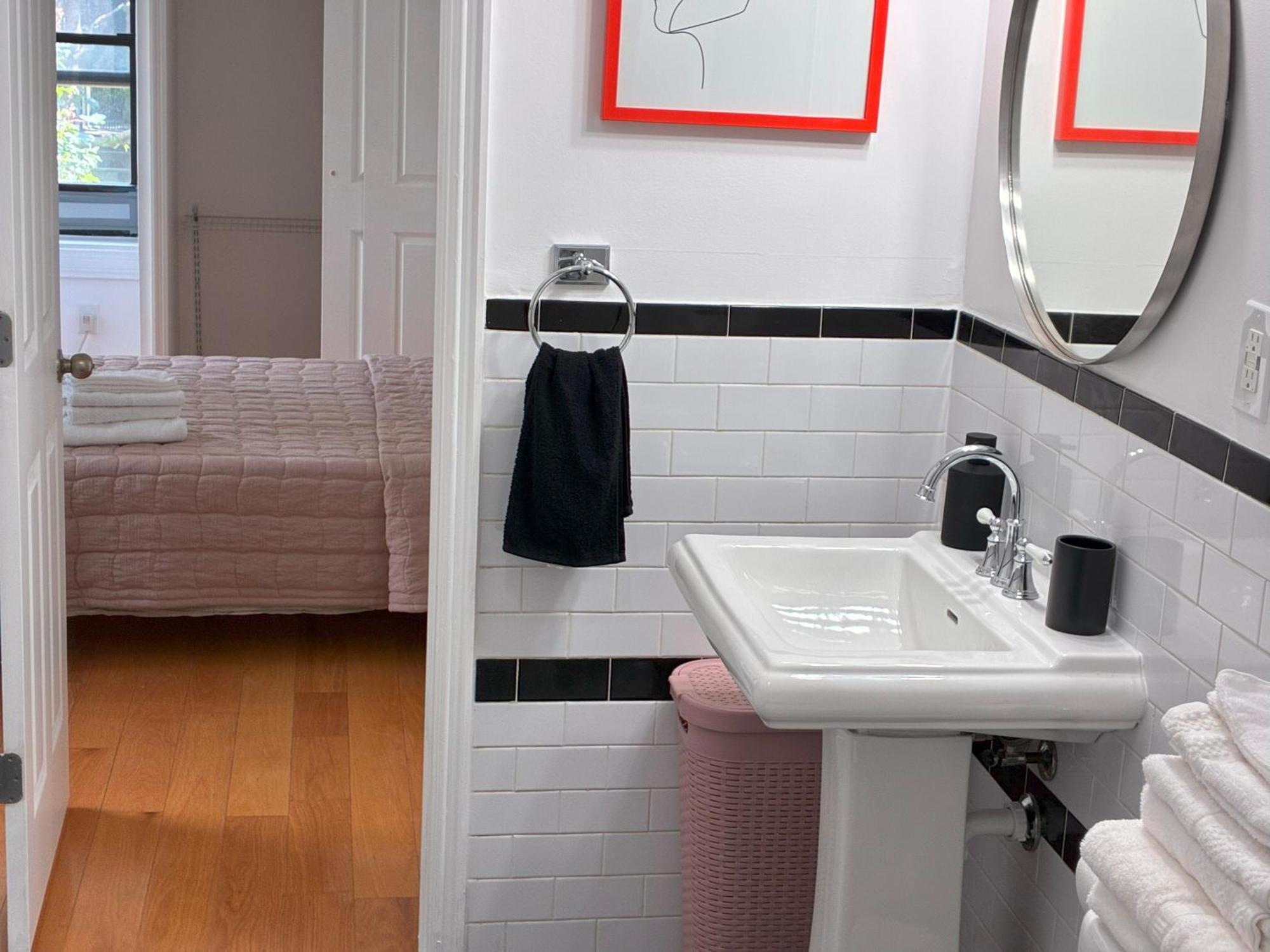 Guest house Sunny Private In Bed-stuy New York