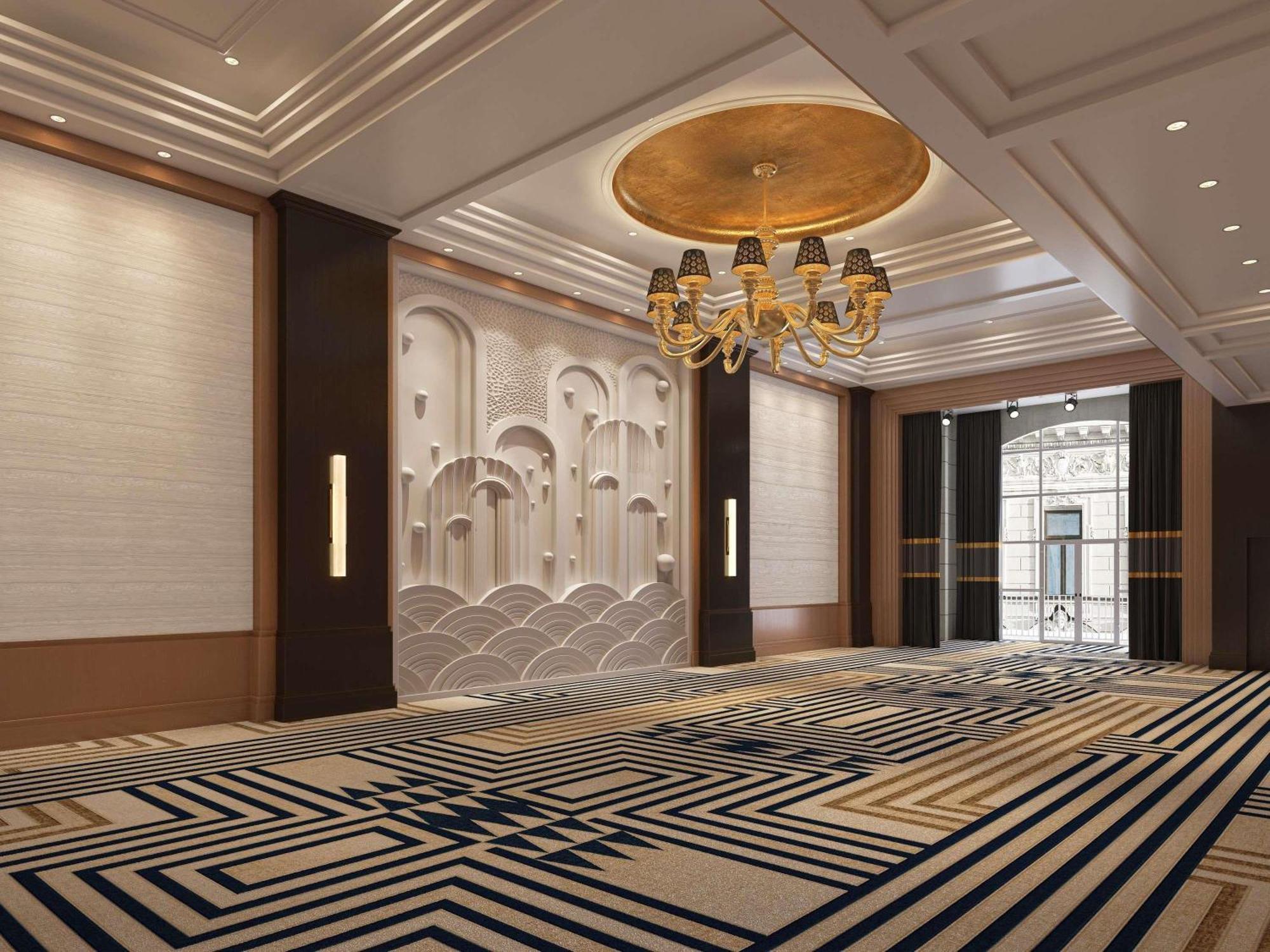 Sofitel Hotel 4*