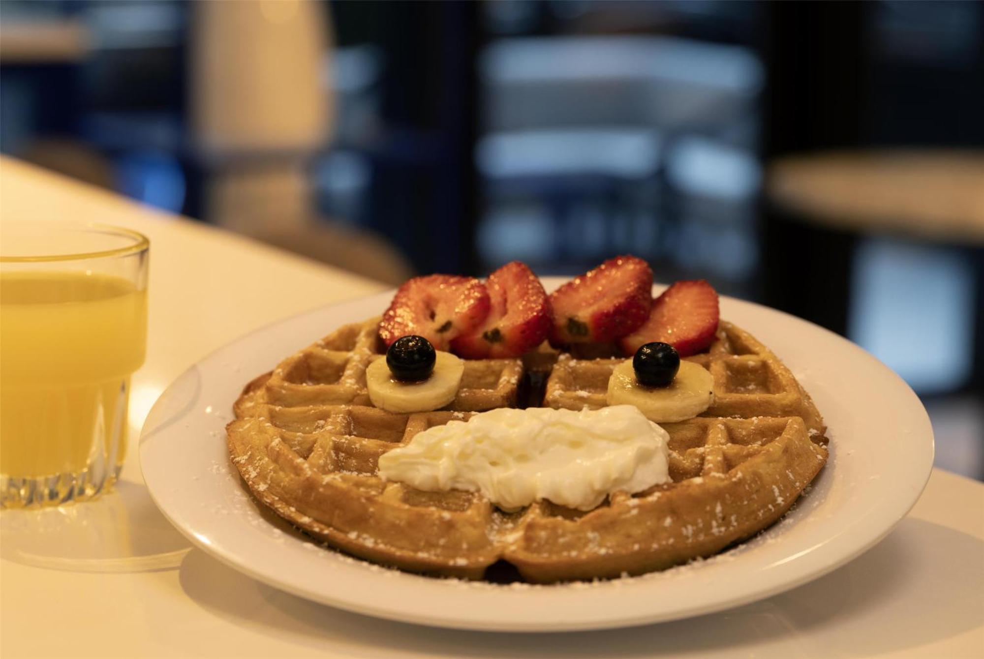 Hotel Western Premier Empire State 3*