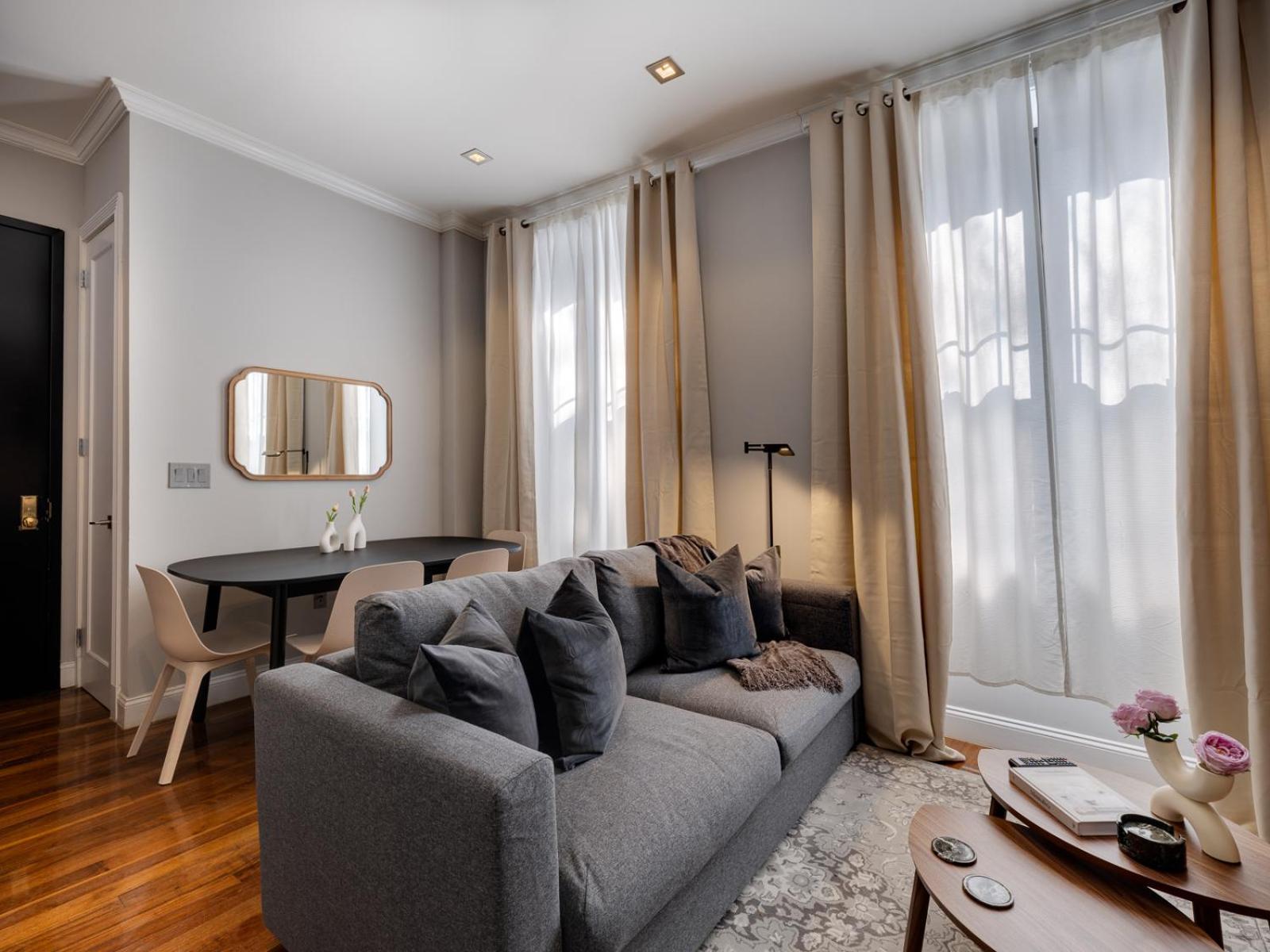 Two-bedroom Sutton Place Condo-hotel Apartment *