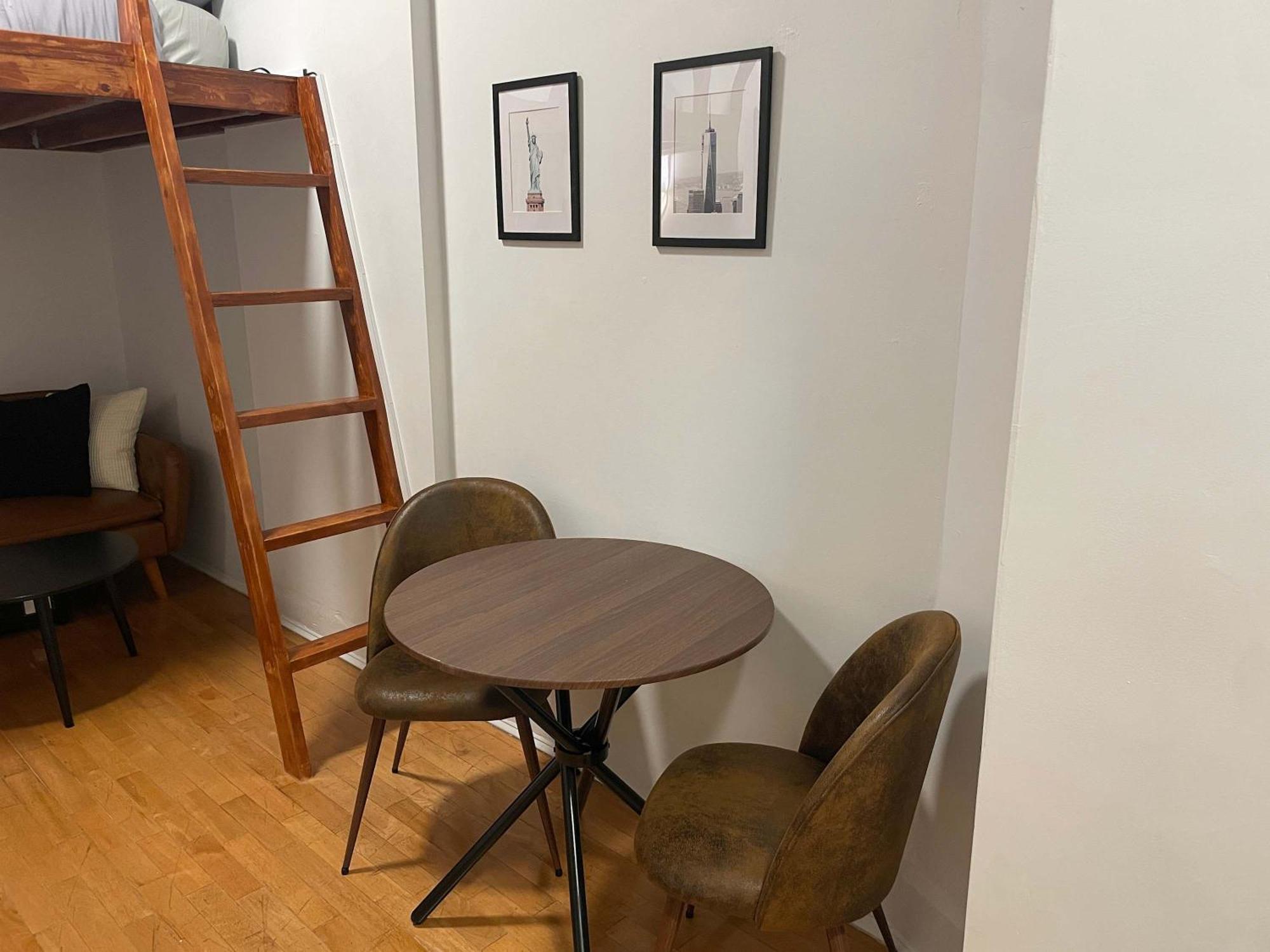 Apartment Renovated In Union Square *