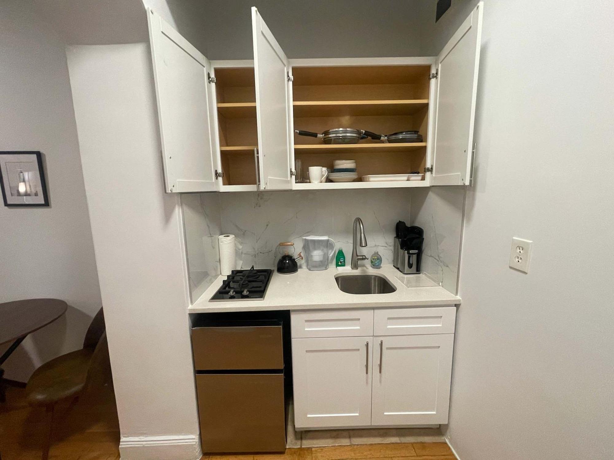 Apartment Renovated In Union Square *