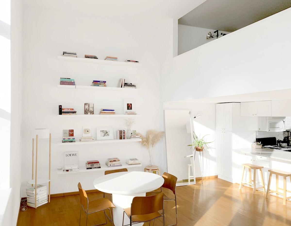 Sunny & Spacious Duplex In Lower East Side * New York