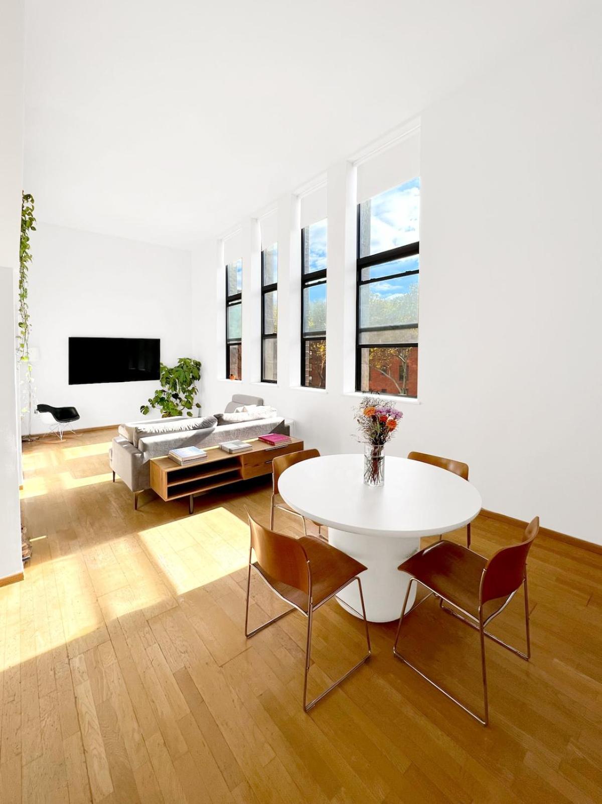 Sunny & Spacious Duplex In Lower East Side New York
