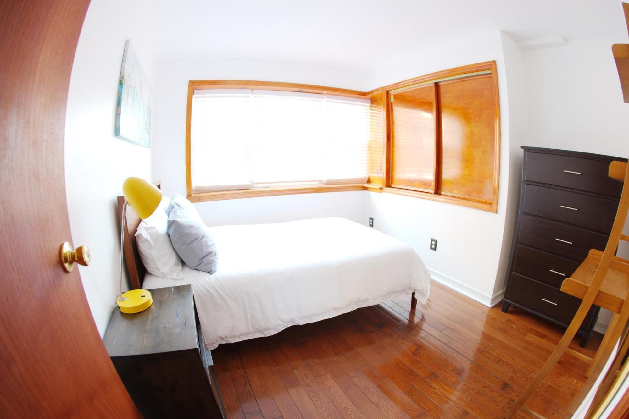 Apartment Family-friendly 3 Bedroom In Nyc! *