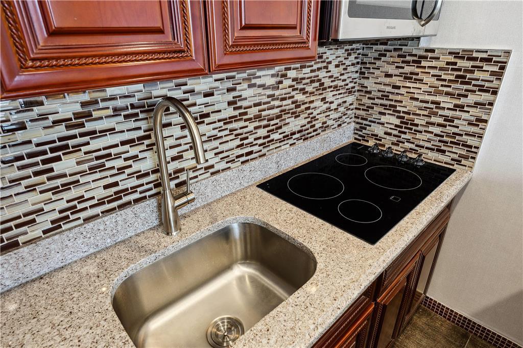 Ramada By Wyndham Flushing Queens 3*