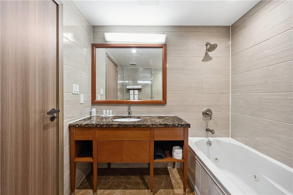 Ramada By Wyndham Flushing Queens Hotel New York