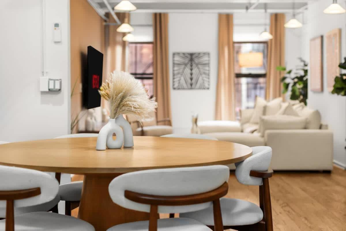 Apartment Spacious 3 Bedroom Gem In Trendy New York