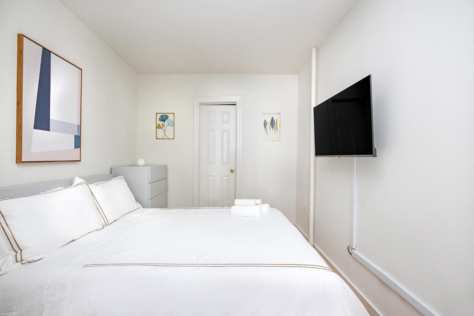 Prime Upper West Side Location 1 Bedroom Apartment
