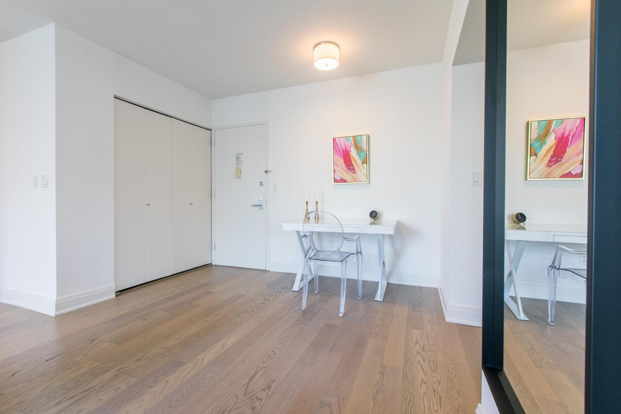 Bright 2 Bedrooms 2 Bathrooms Unit Apartment New York