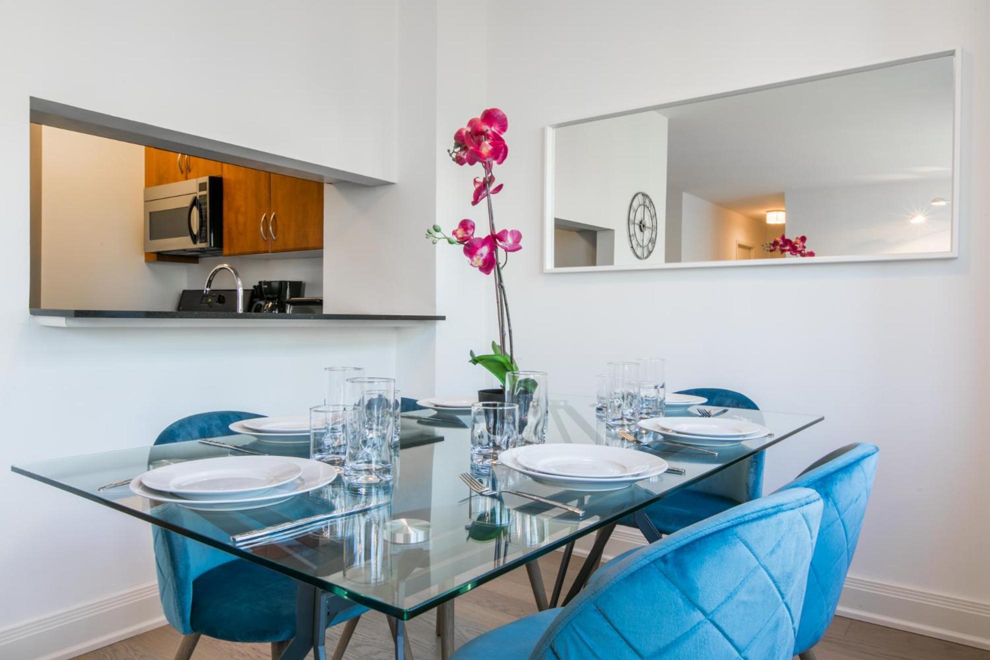 Apartment Bright 2 Bedrooms 2 Bathrooms Unit New York