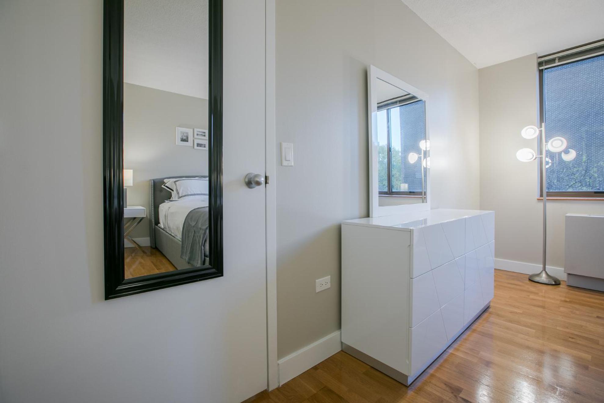 Fully Furnished 2br 2bath Unit In Nyc *