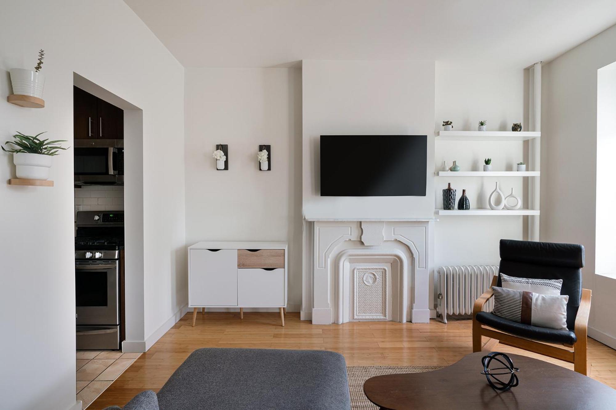 Beautiful 3 Bedroom Unit In Prime Location Apartment New York