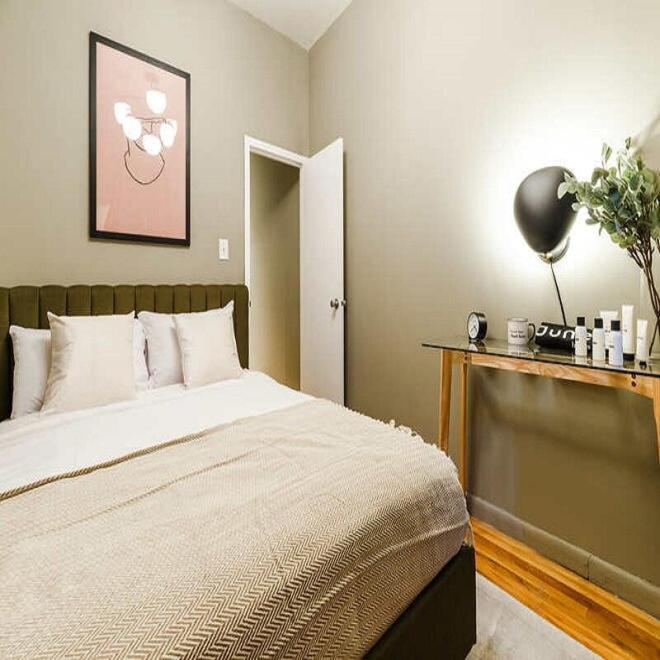 Park West Furnished 1 Bedroom Apartment