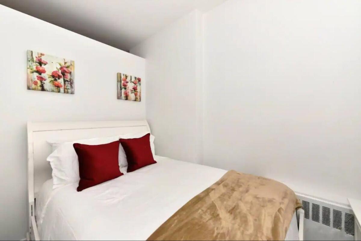 Apartment Furnished 2 Bedroom Midtown West Nyc