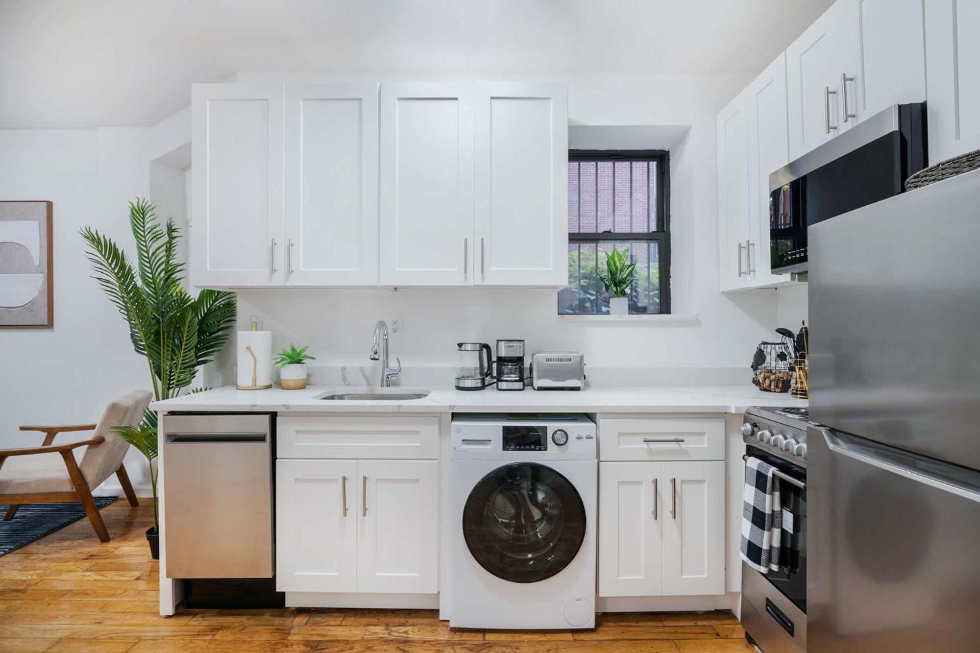 Apartment 109-1 Huge 3br Value Amazing Nyc *