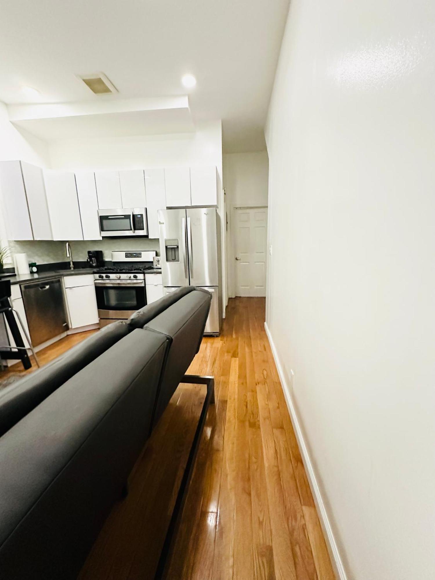 Modern Comfort 2br Haven Shared With The Host New York