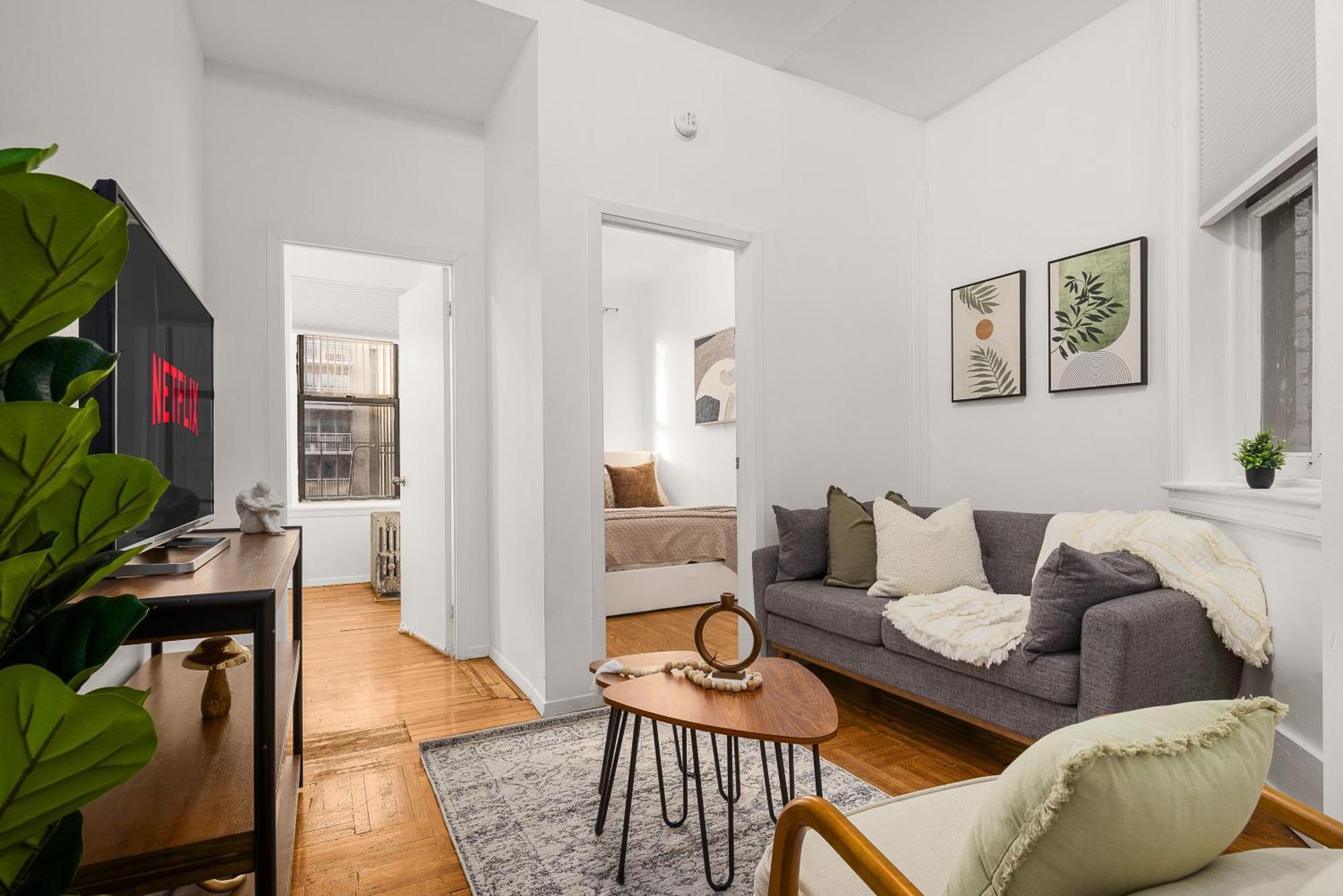 Chic East Village Retreat Comfort In Heart Of Nyc Apartment New York