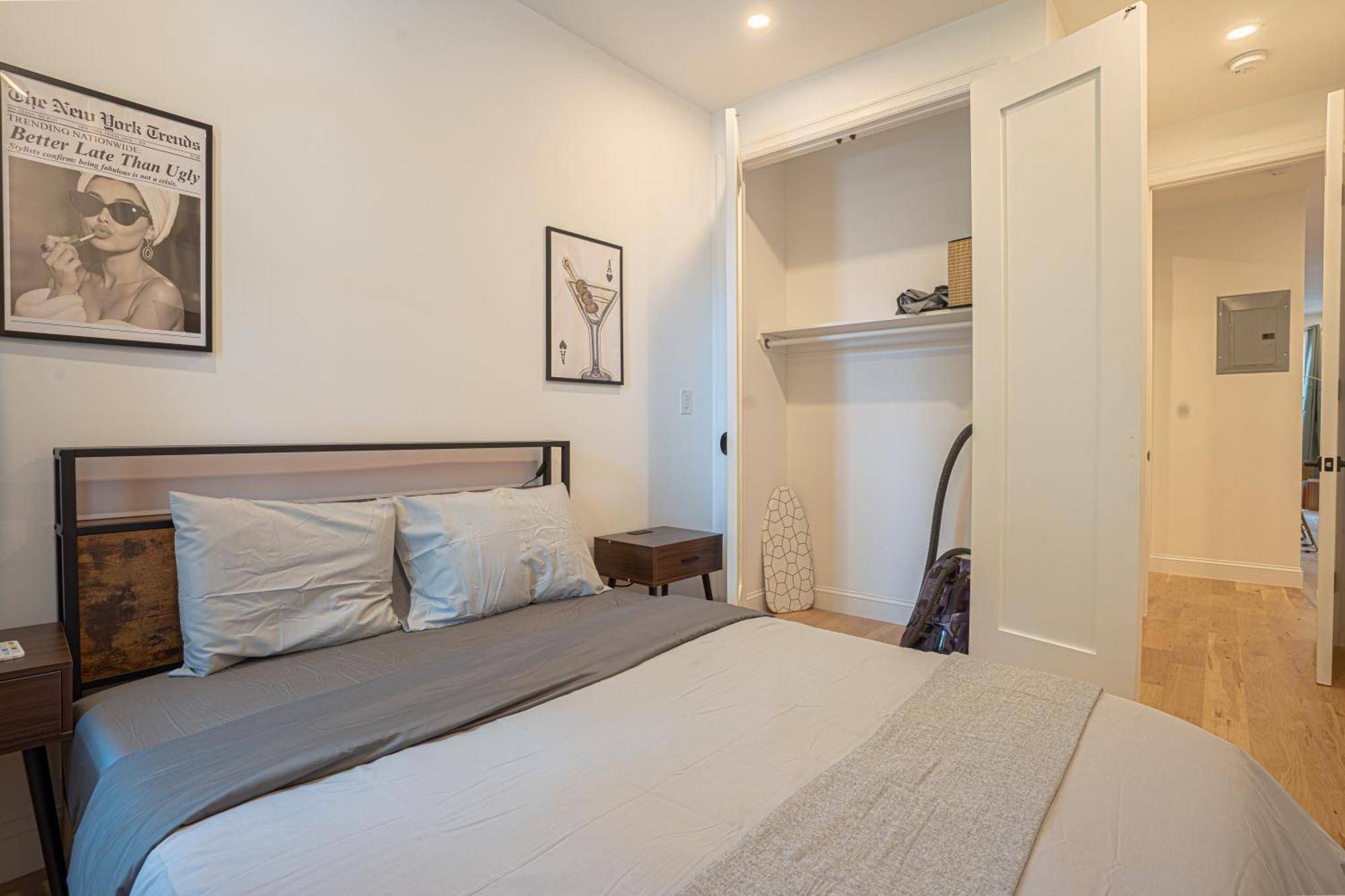 Modern 2br Basement Brooklyn And Backyard New York