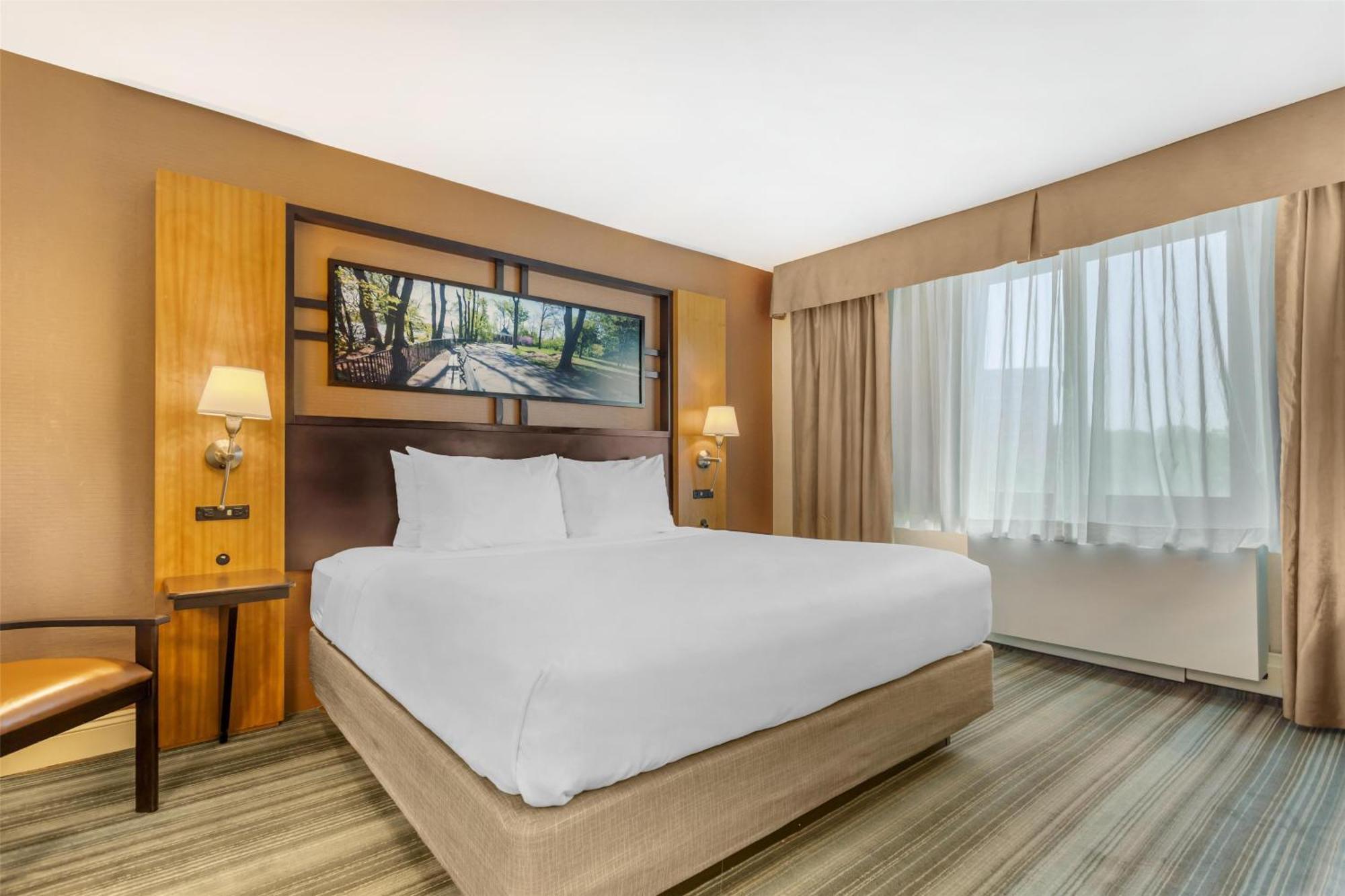 Western Queens Gold Coast Hotel New York