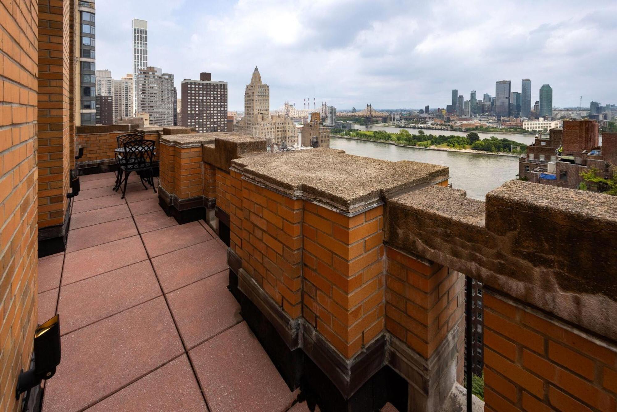 The Beekman Tower, Trademark Collection By Wyndham