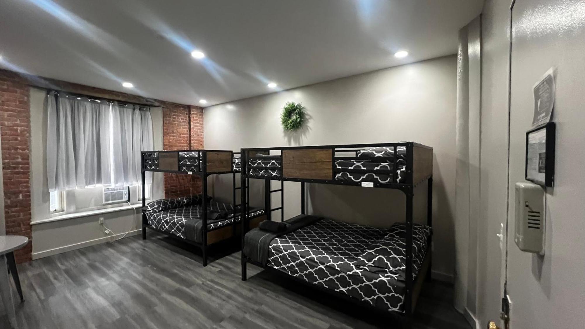 31 Street Broadway *