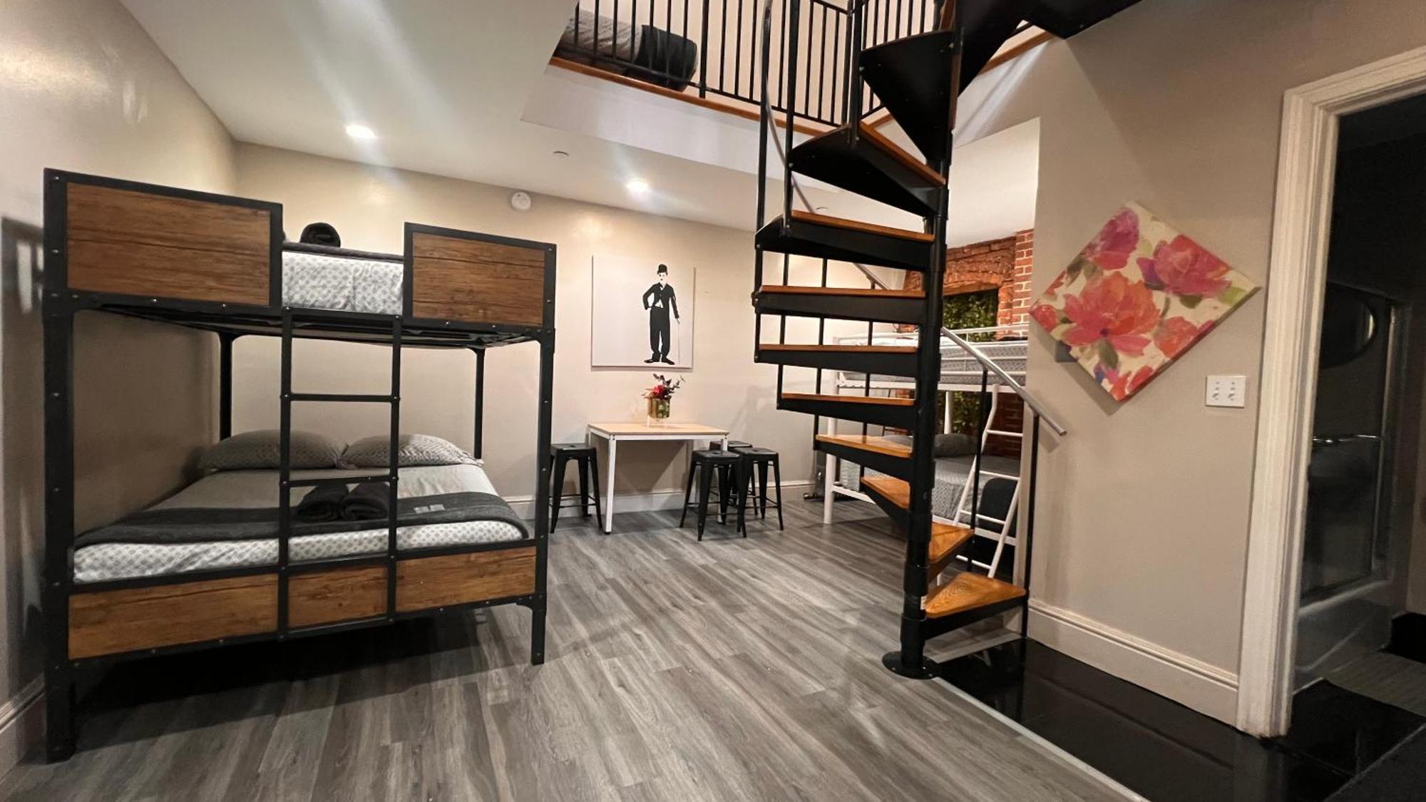 31 Street Broadway * New York