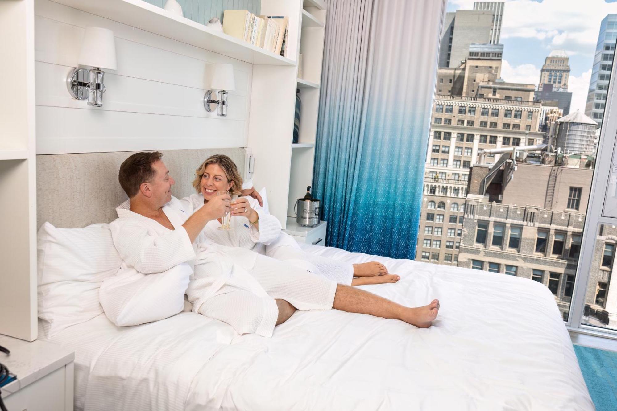 Hotel Margaritaville Times Square 4*