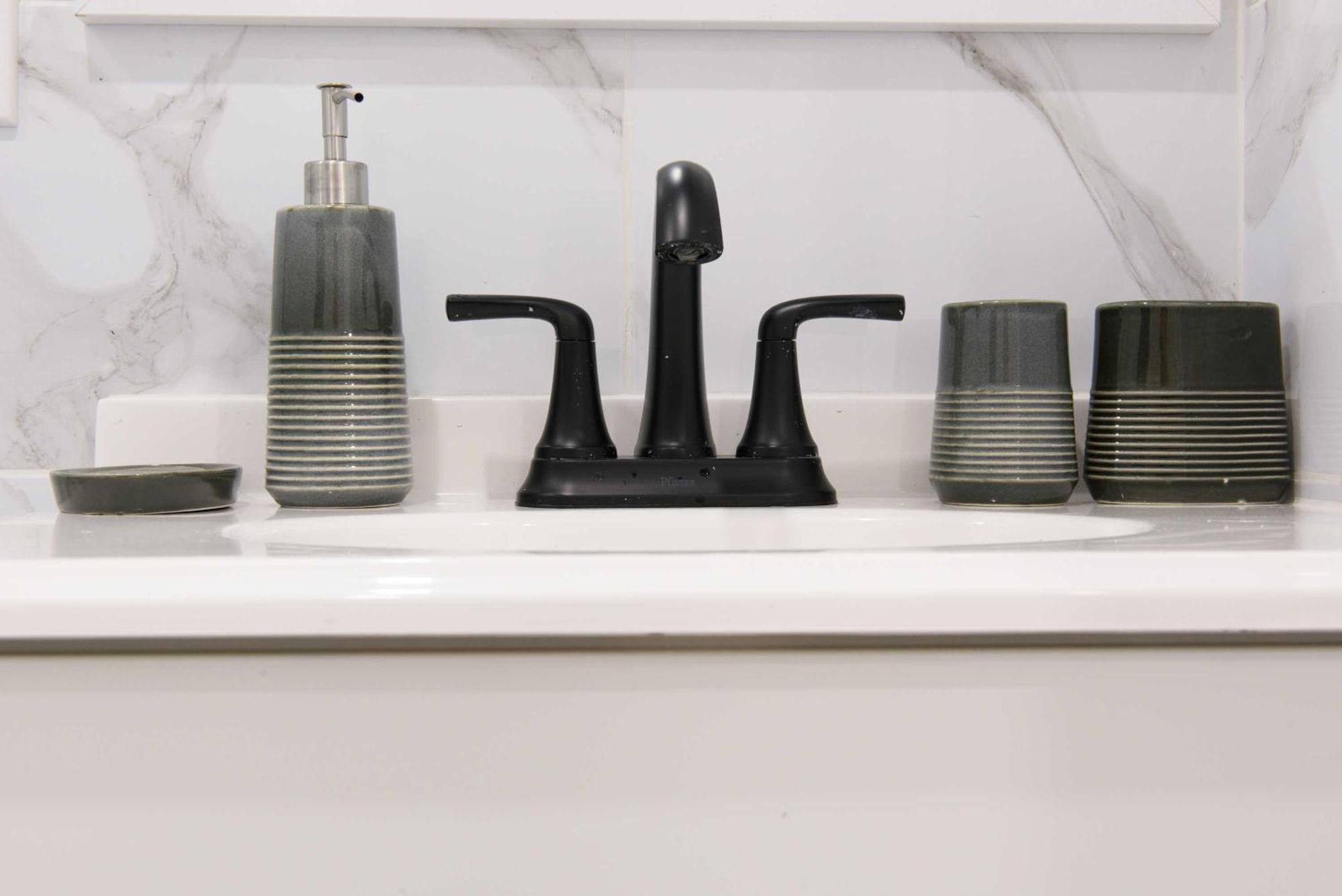 240-11 New Prime Upper East W&d