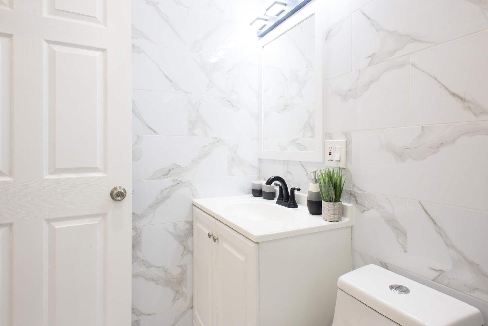 240-9 Luxury Prime Location W&d Apartment