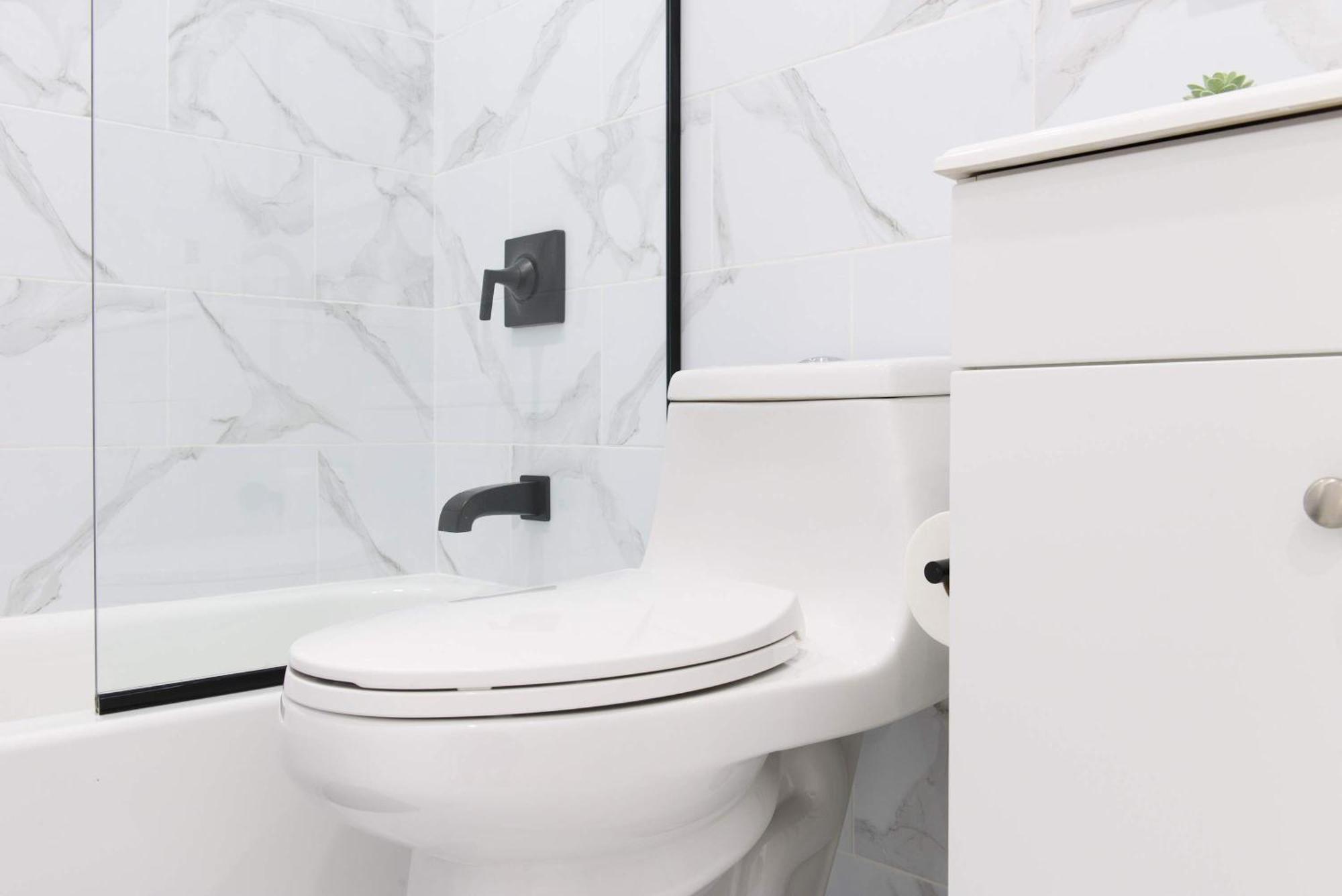 240-6 New Prime Location W&d In Unit Apartment