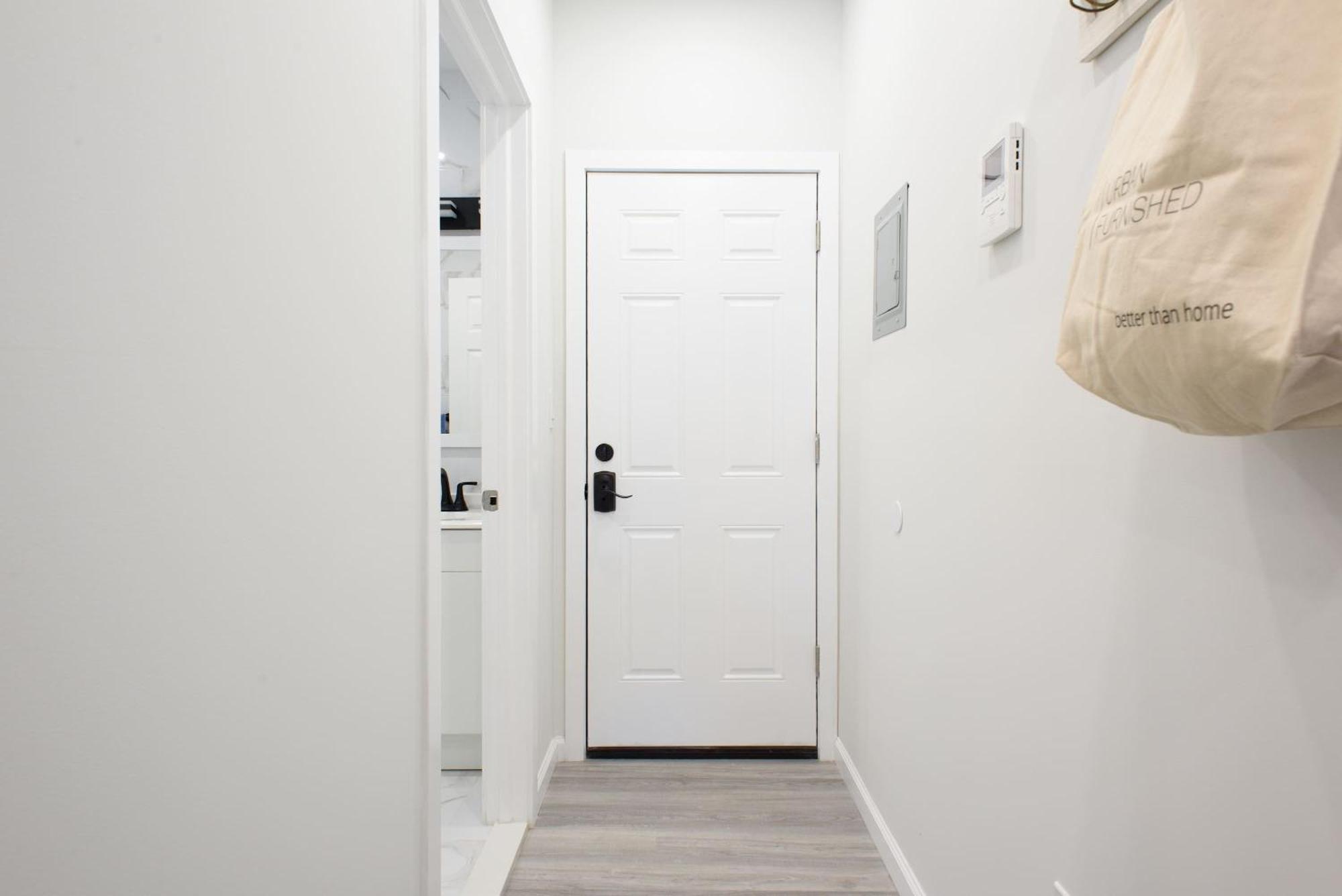 Apartment 240-6 New Prime Location W&d In Unit New York