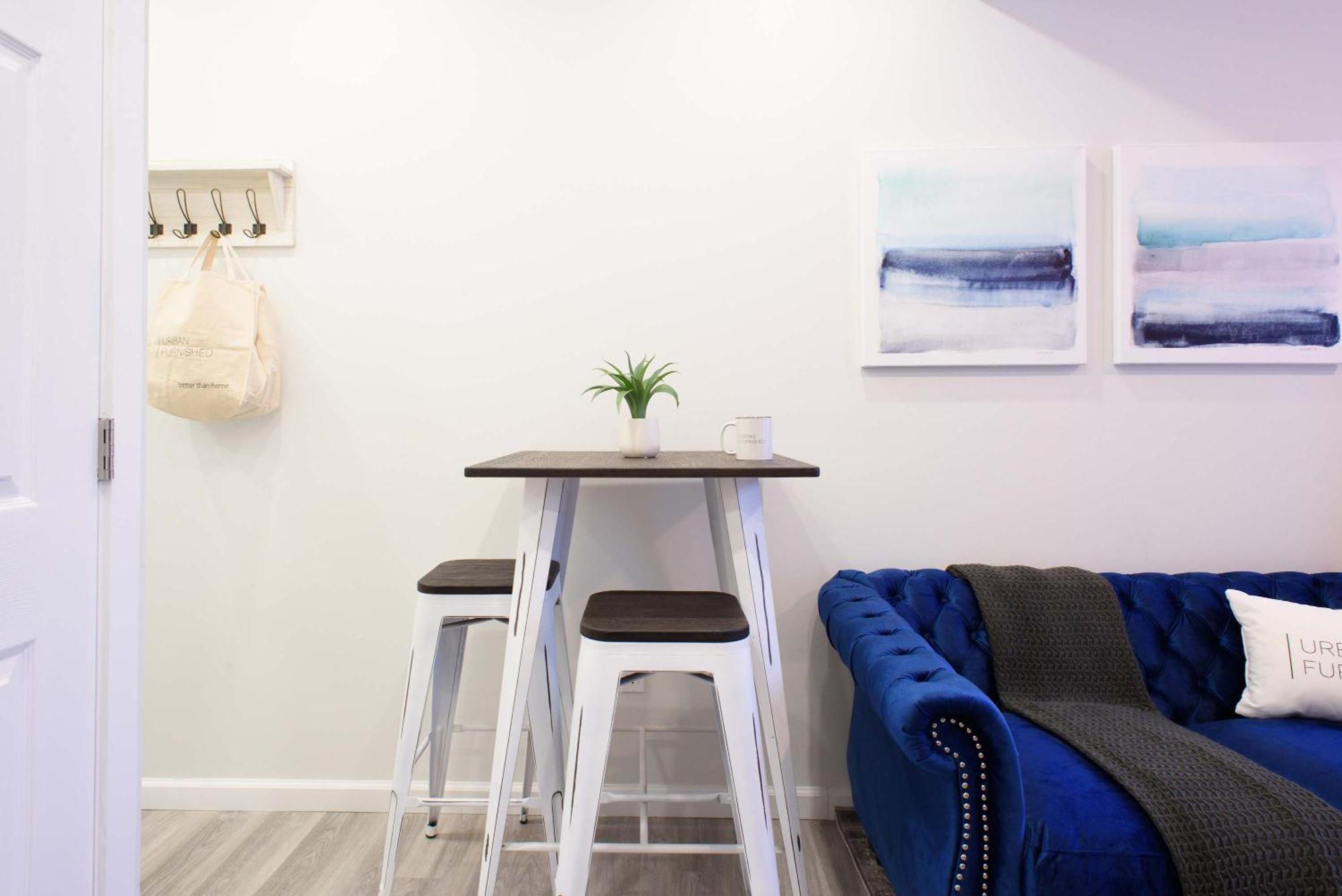 240-6 New Prime Location W&d In Unit Apartment