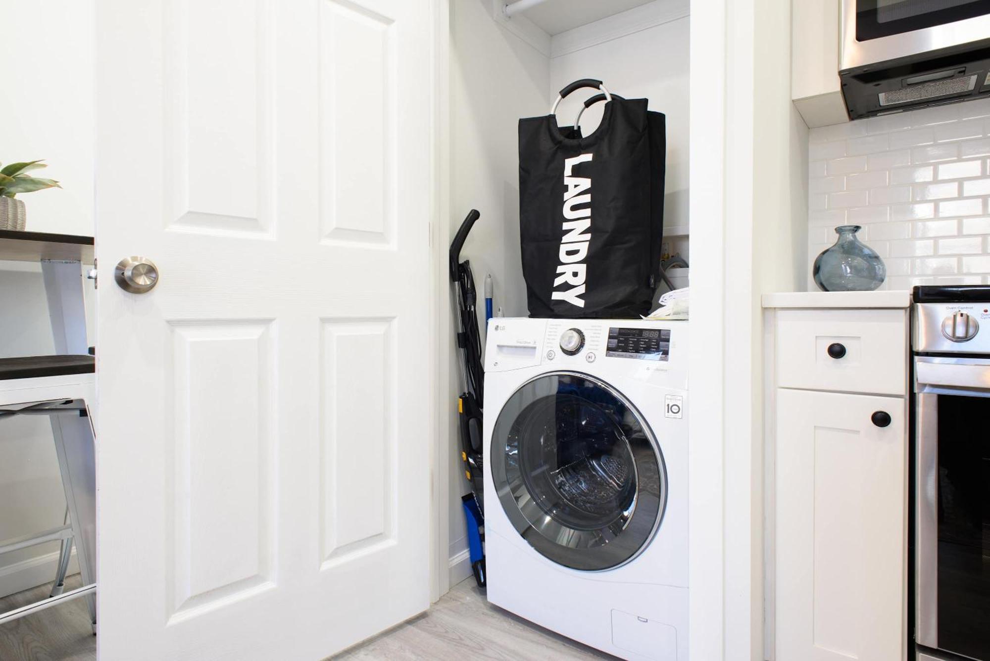 240-5 New Prime Location W&d In Unit Apartment *