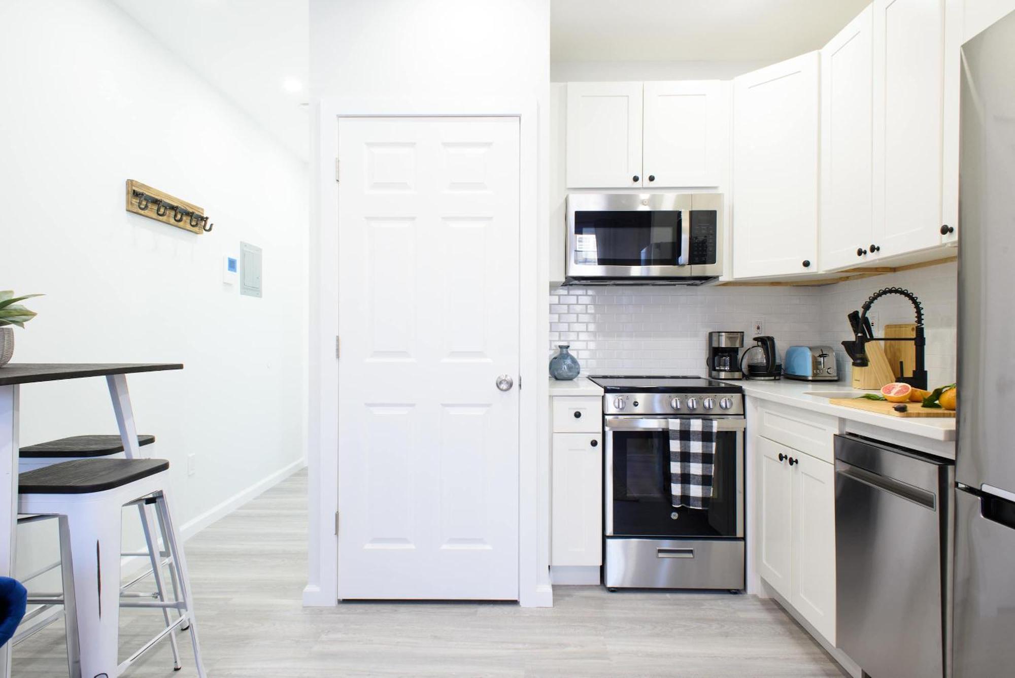 240-5 New Prime Location W&d In Unit Apartment