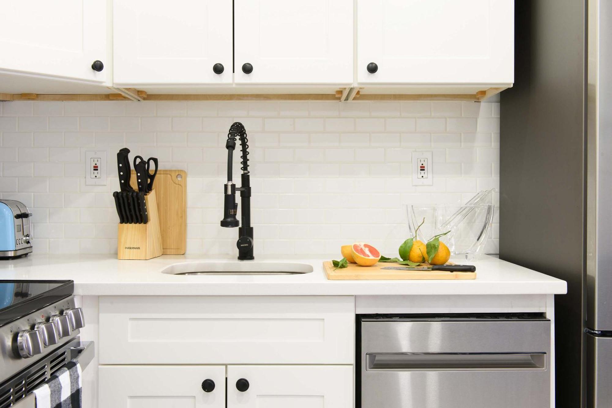 240-5 New Prime Location W&d In Unit Apartment *