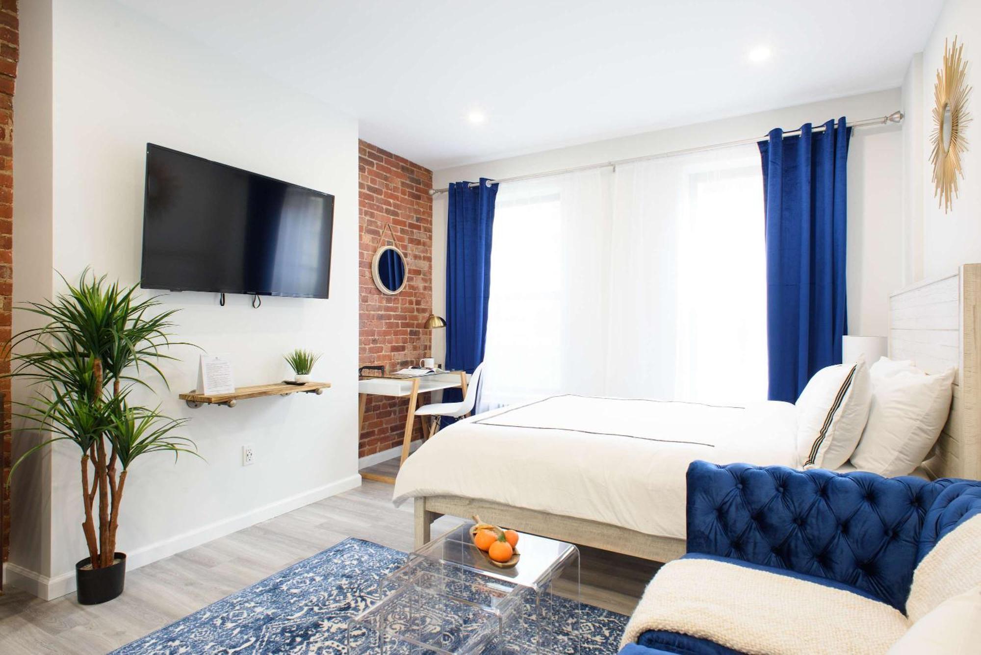 Apartment 240-15 Luxury Prime Location W&d New York