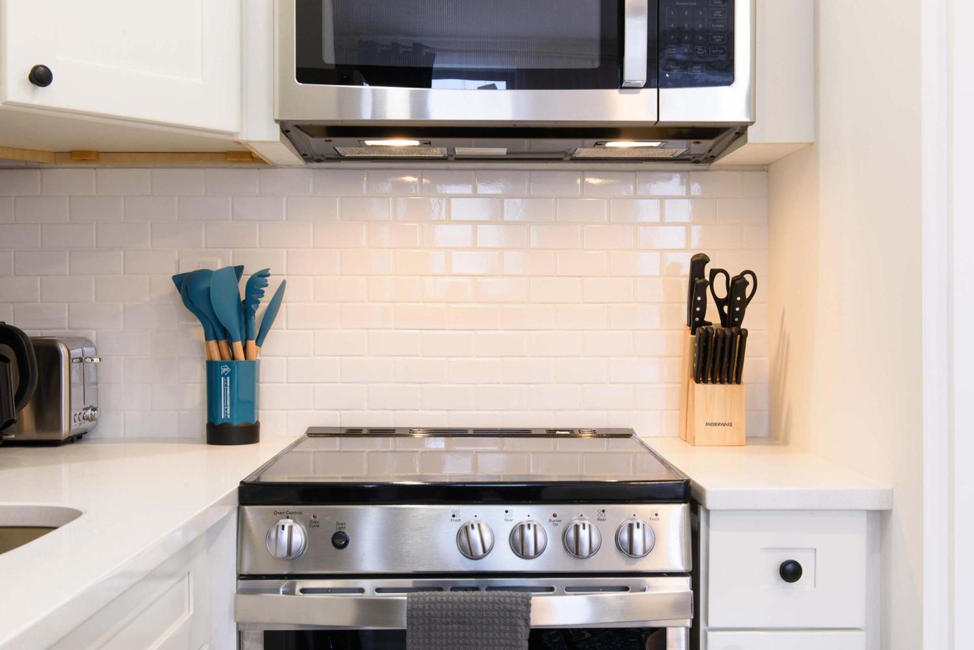 Apartment 240-11 New Prime Upper East W&d New York