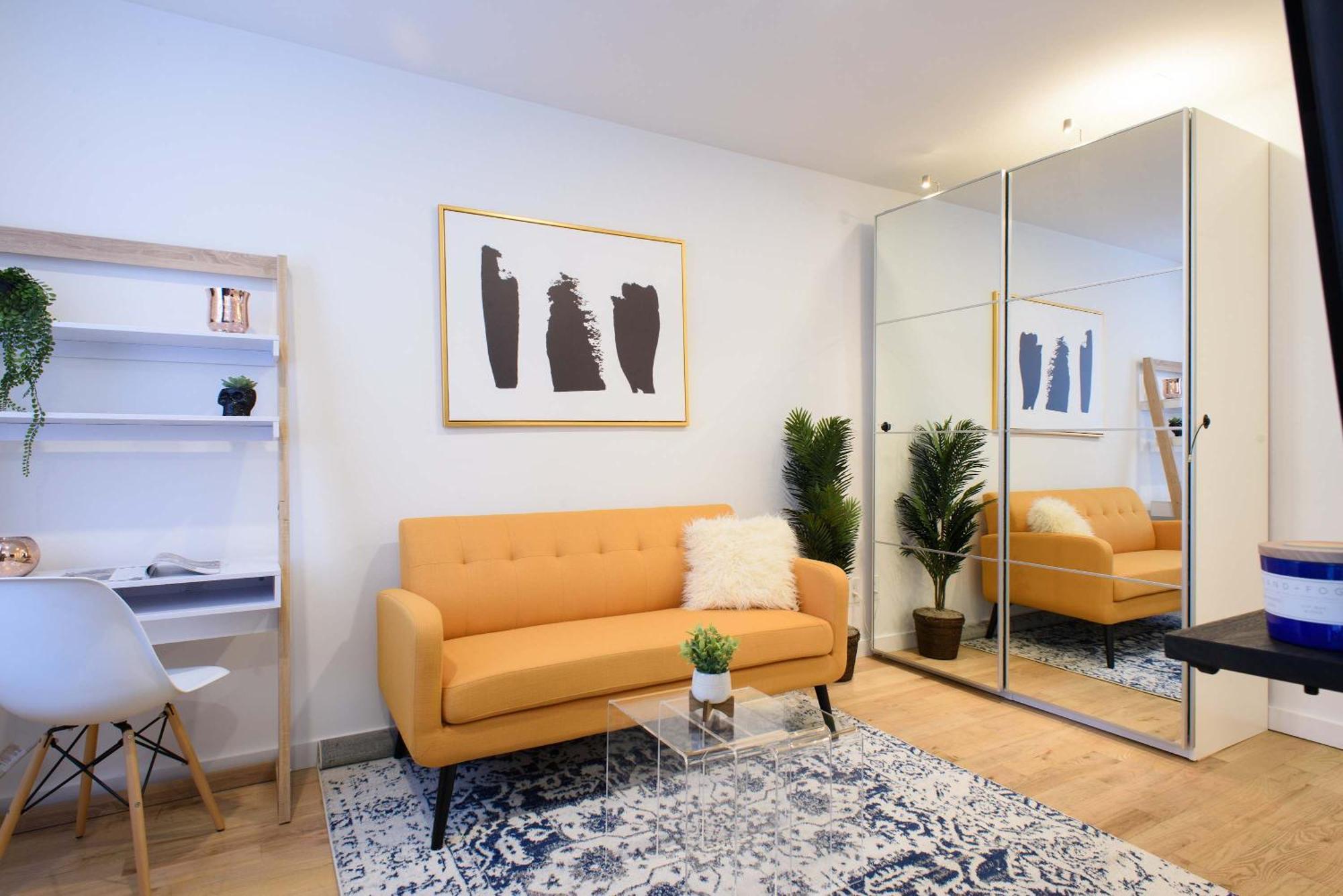 69-3d Prime Lower East East Brand New 1br *