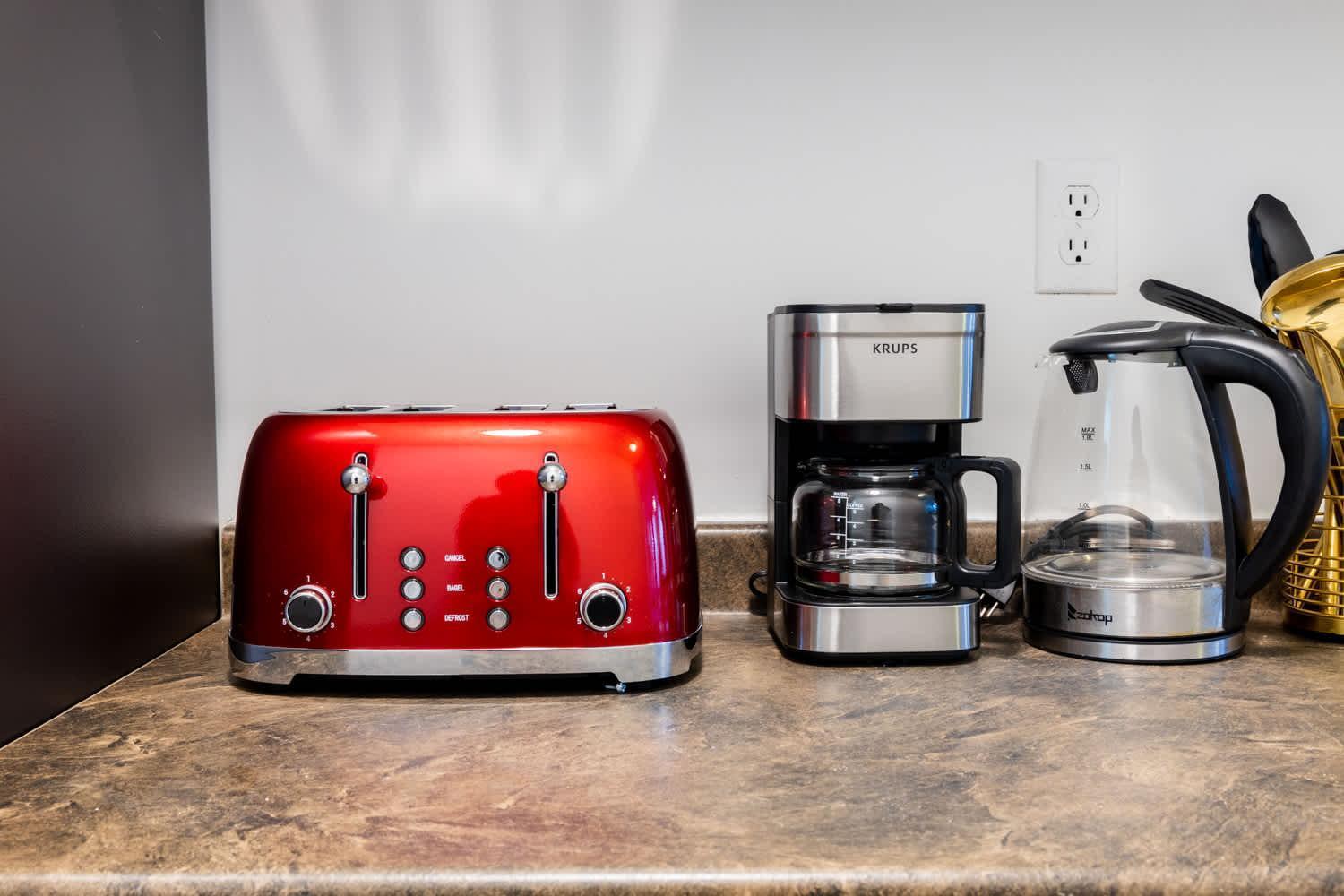 1435-2 3 Bedrooms 2bath W D Ues