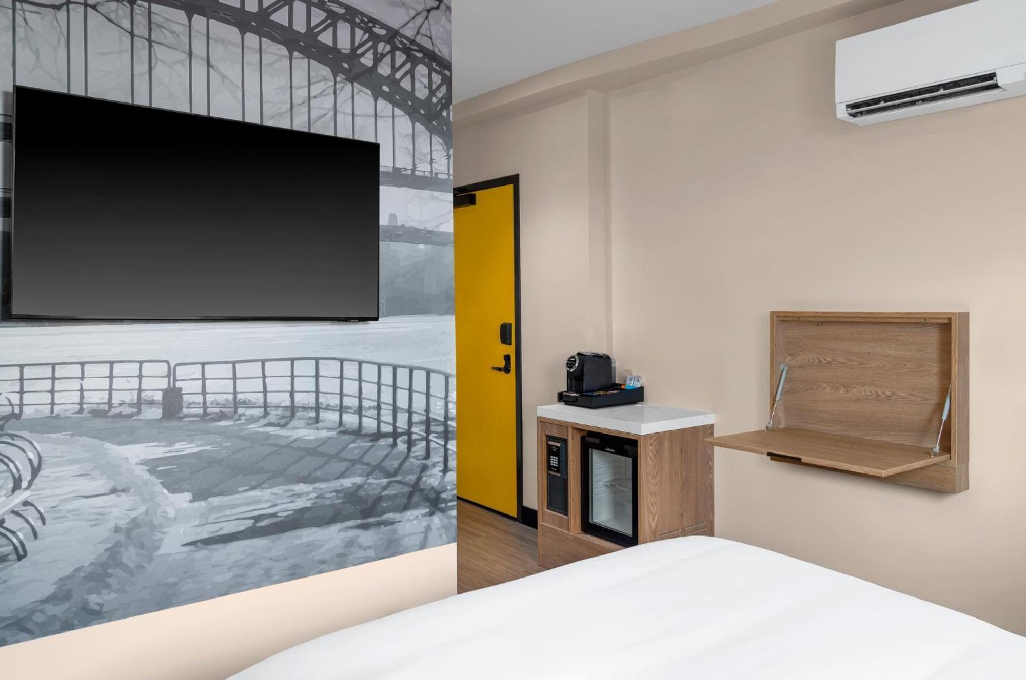 Hotel Voco Astoria By Ihg New York