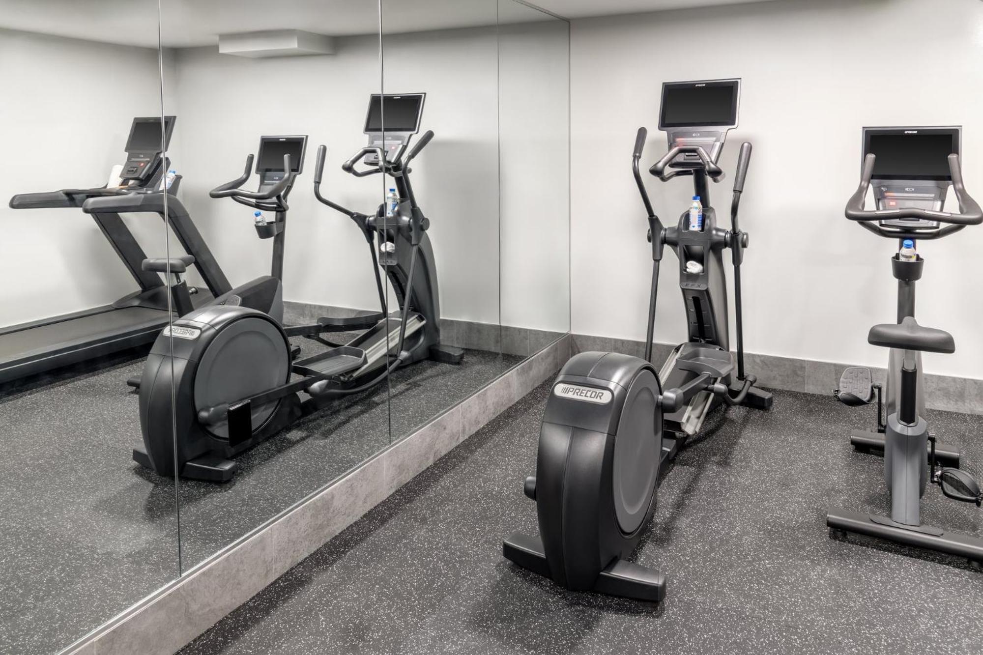 Voco Astoria By Ihg New York