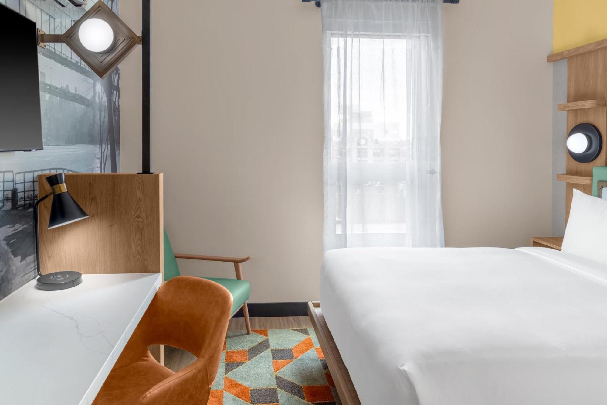 Voco Astoria By Ihg New York