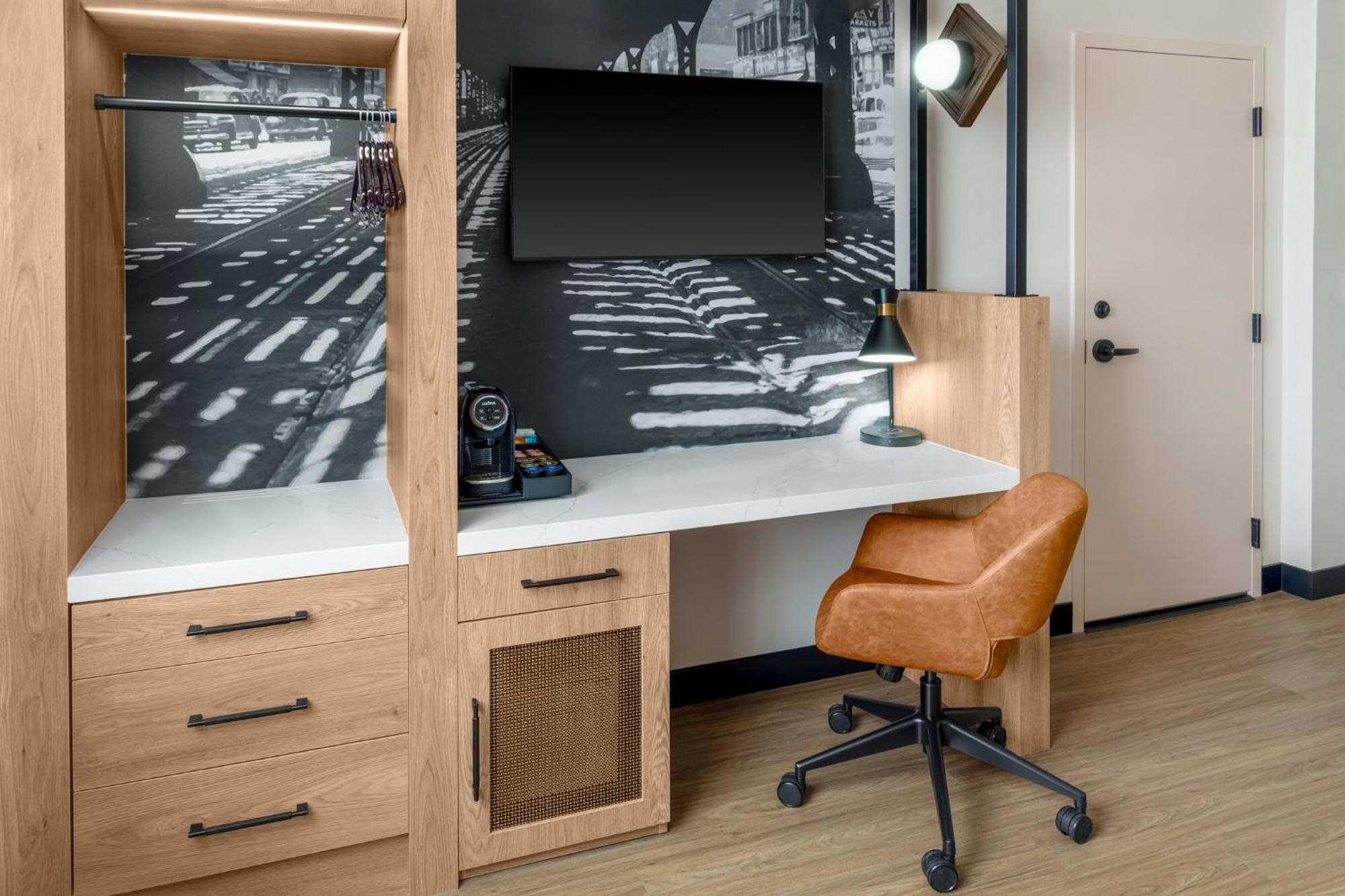 Hotel Voco Astoria By Ihg