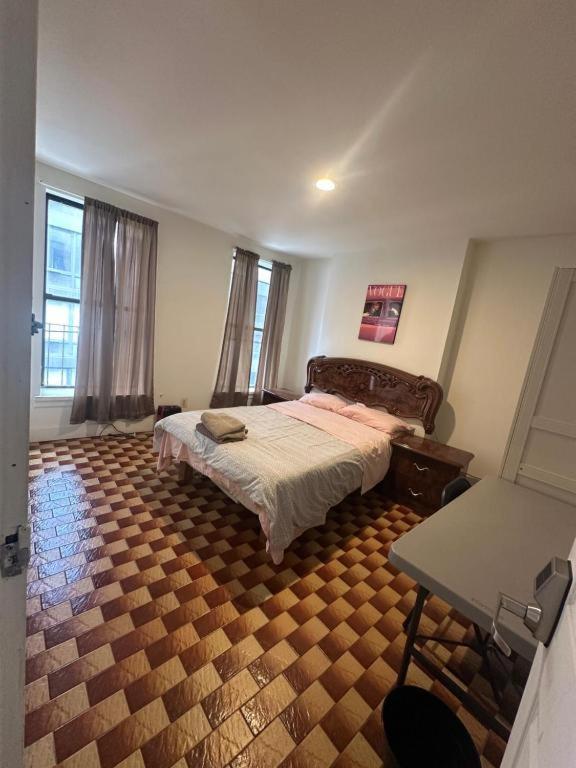 Al Demashqi Hostel New York