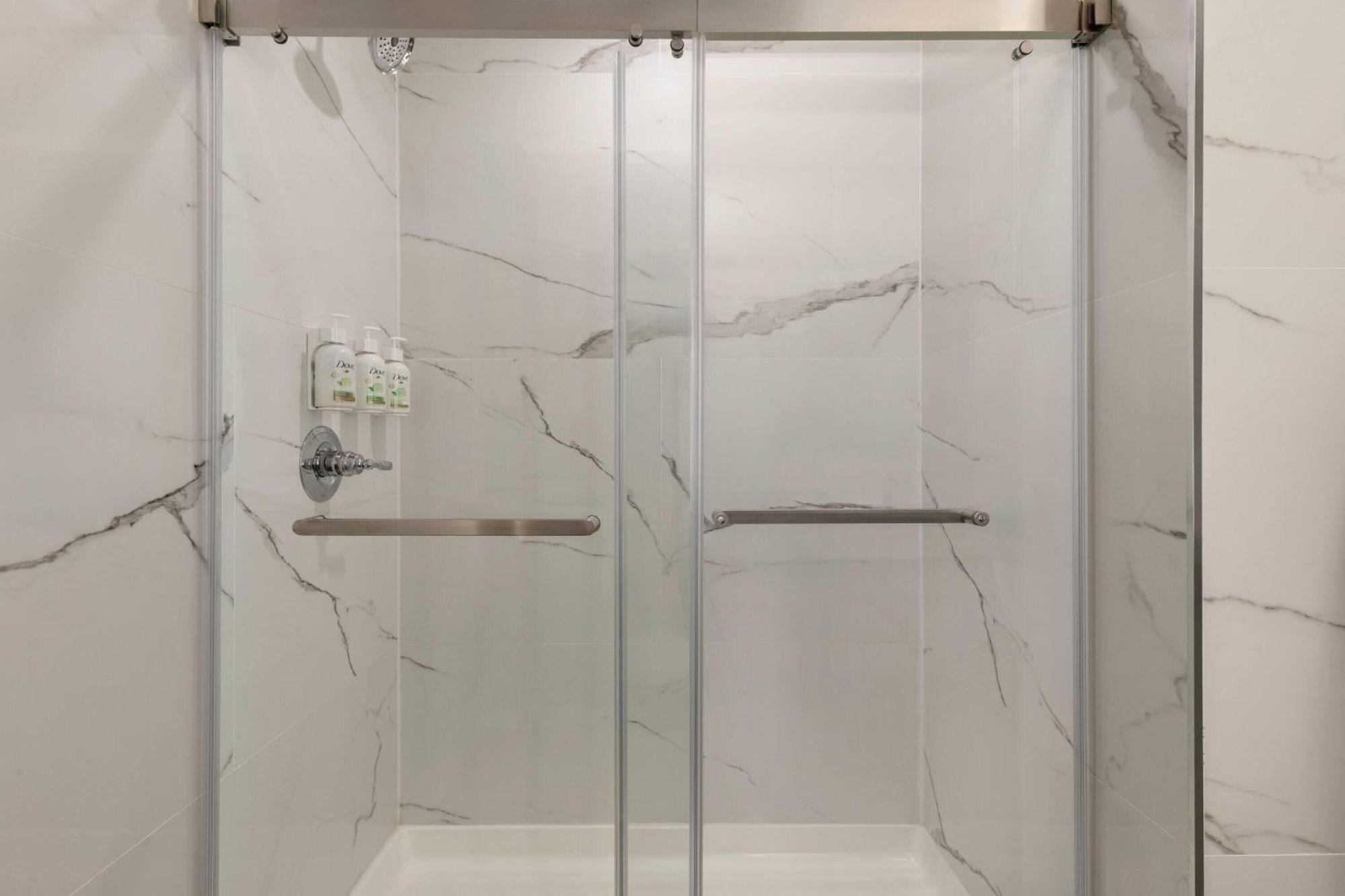 Hotel Ramada By Wyndham Brooklyn Empire Blvd *