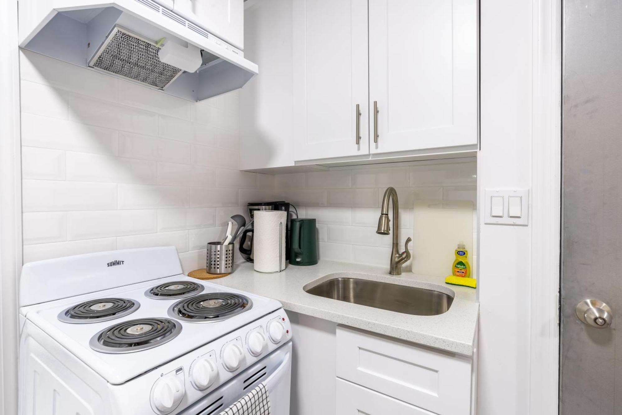 Homelike In The Heart Of China Town * New York