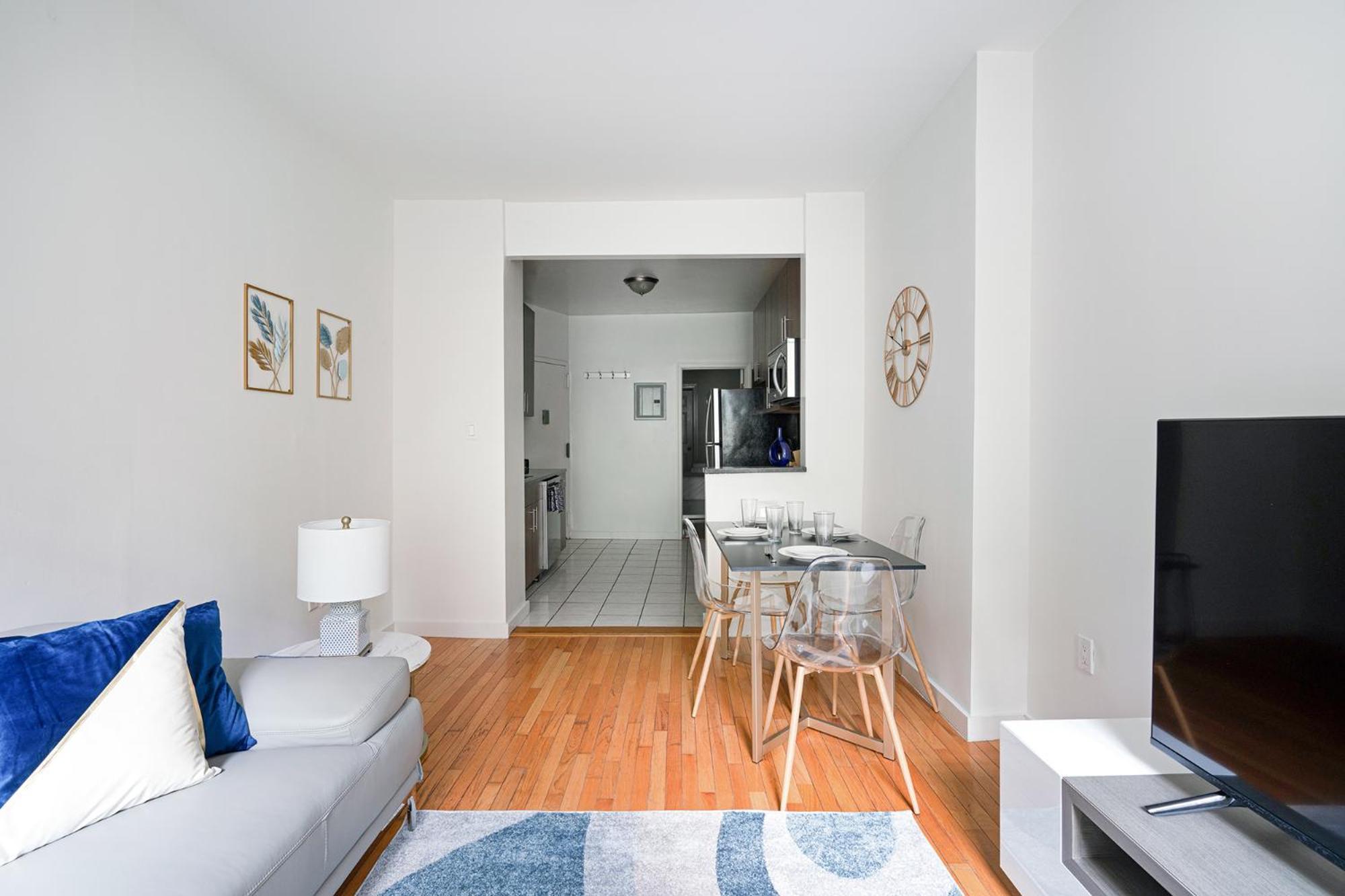 Prime Upper West Side Location 1 Bedroom Apartment New York