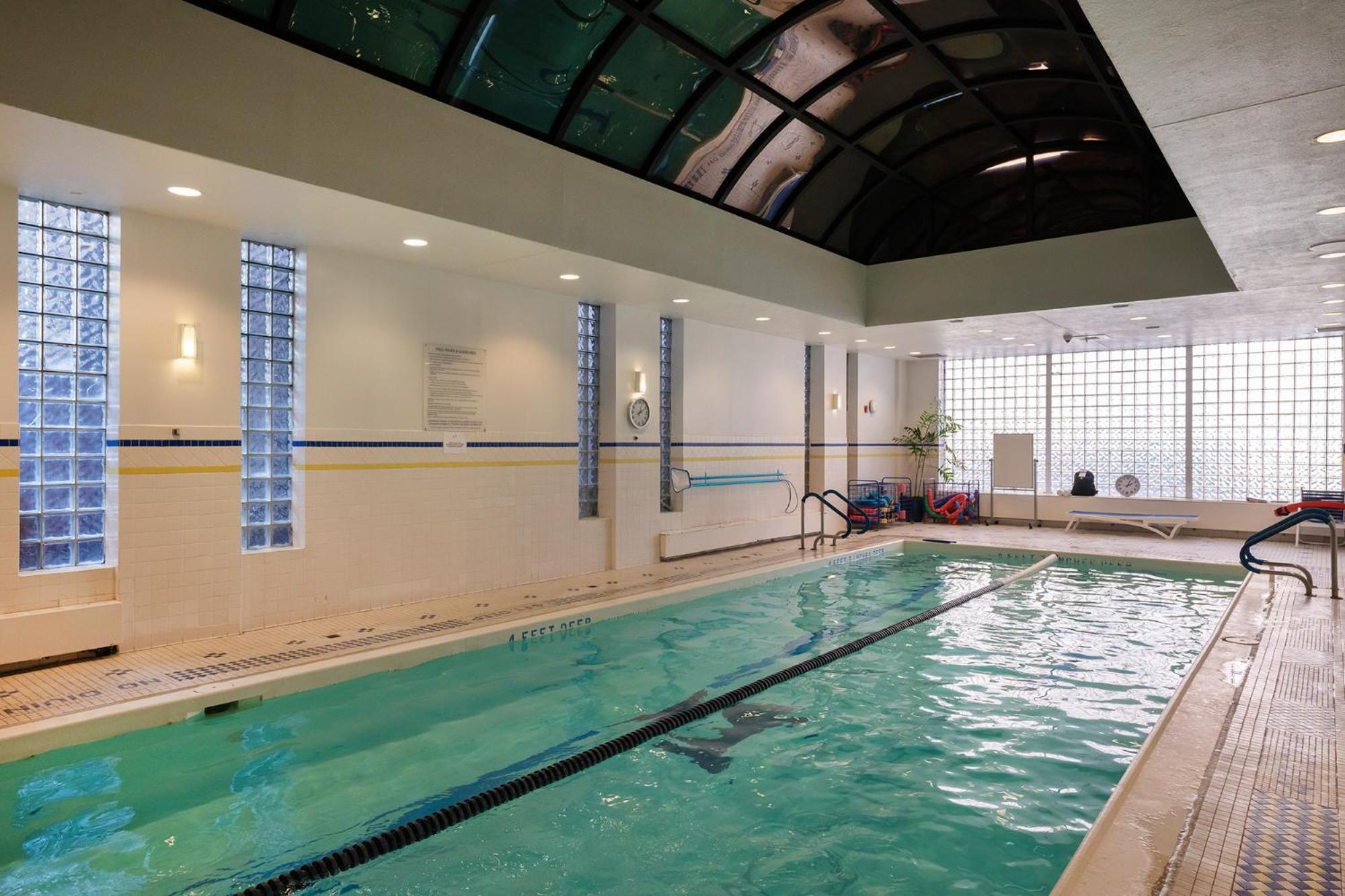 Stunning For 4 2 Bedrooms 2 Bath