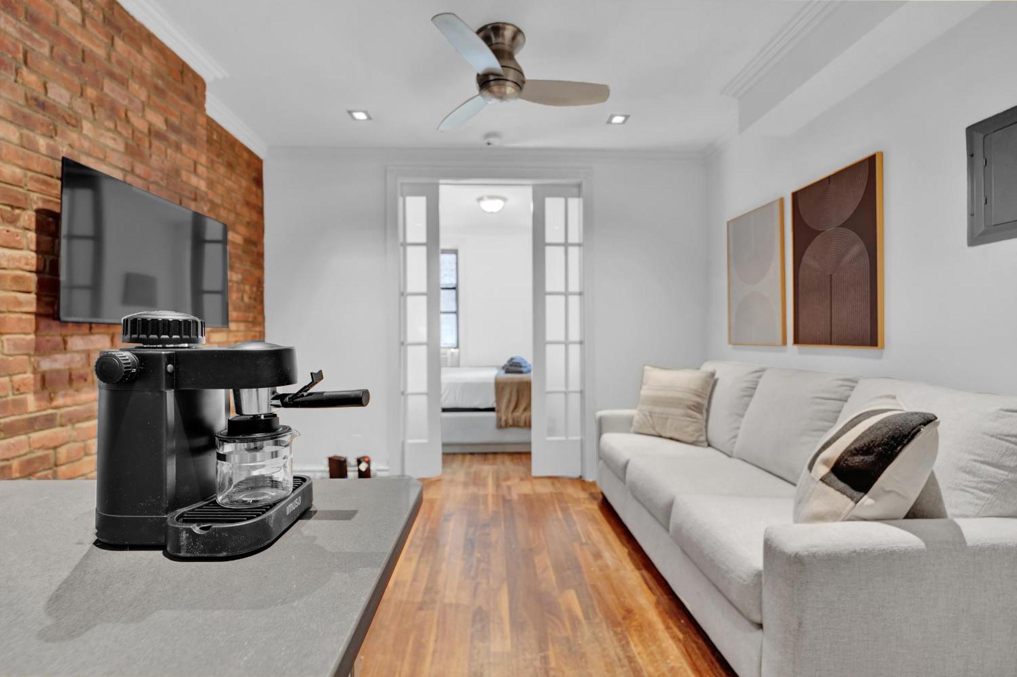 Spacious Soho 1bedroom Unit Washer & Dryer